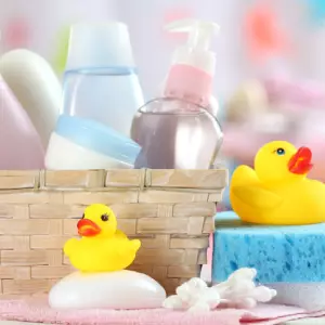 منتجات العناية بالاطفال